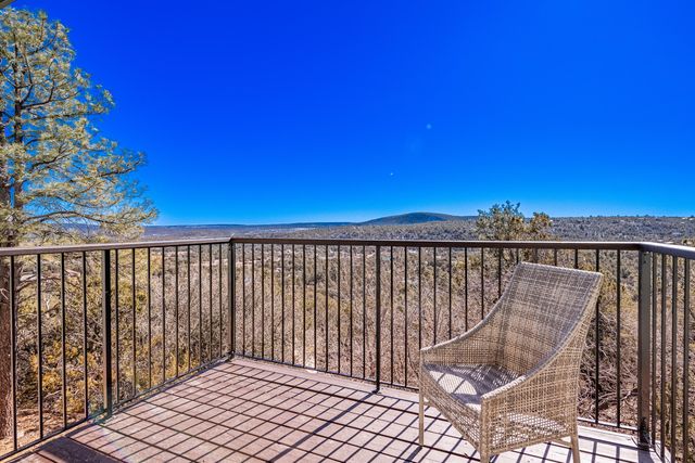 18 Calle Del Caballo NE, Sandia Park, NM 87047