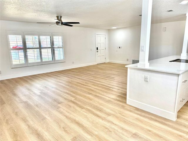 1325 MOLLIE ROAD, Daytona Beach, FL 32114