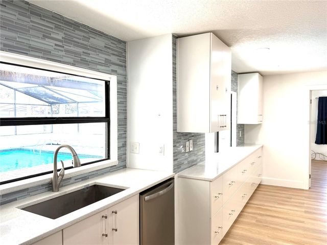 1325 MOLLIE ROAD, Daytona Beach, FL 32114