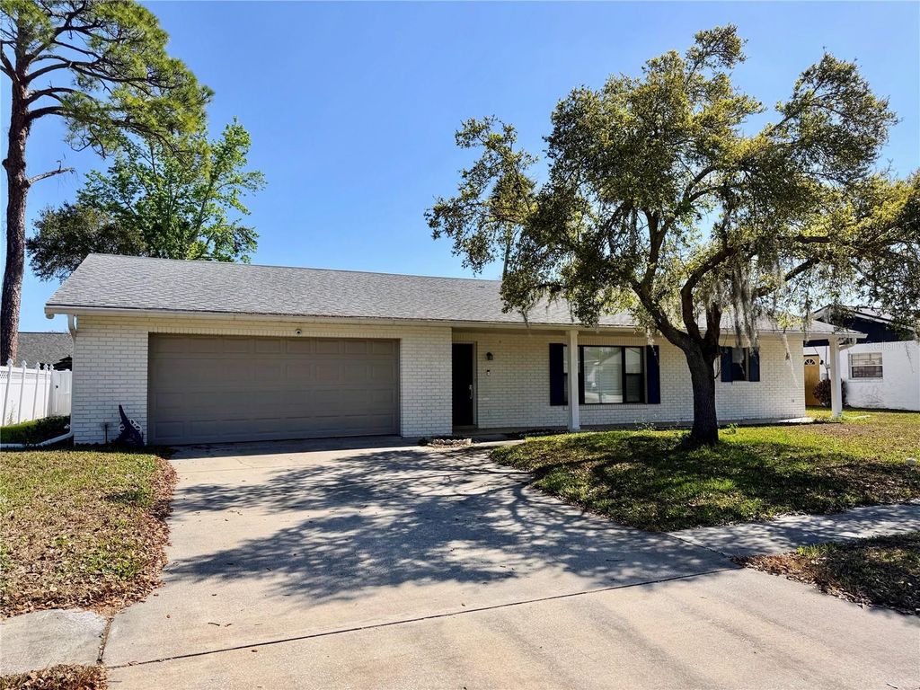 Image 1 of property listing at 1325 MOLLIE ROAD, Daytona Beach, FL 32114