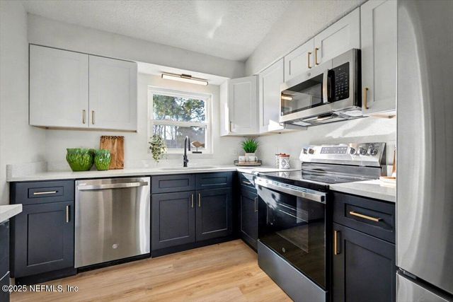 10437 DOCKSIDER Drive E, Jacksonville, FL 32257