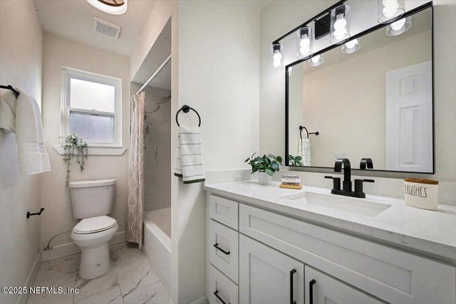 10437 DOCKSIDER Drive E, Jacksonville, FL 32257