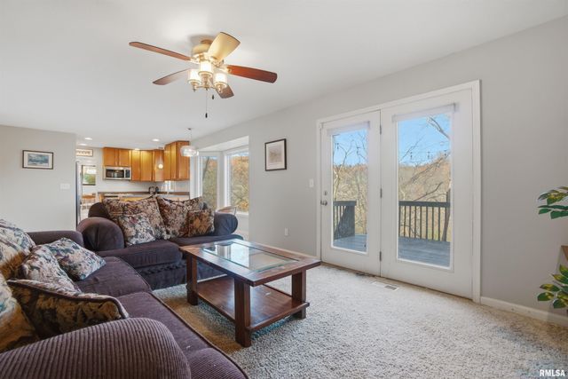 5945 W RIDGECREST Drive, Peoria, IL 61615