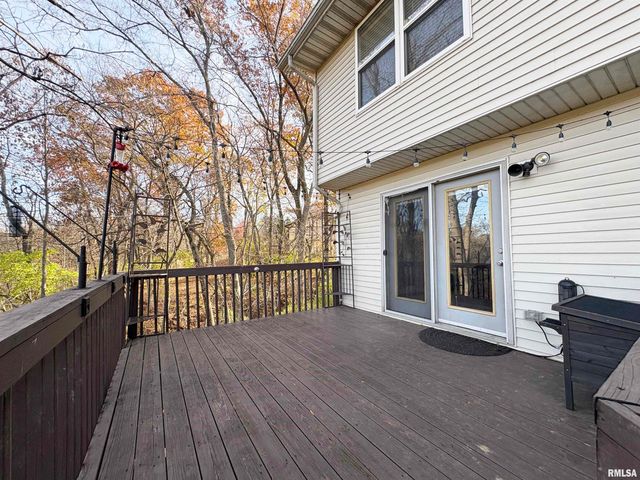 5945 W RIDGECREST Drive, Peoria, IL 61615