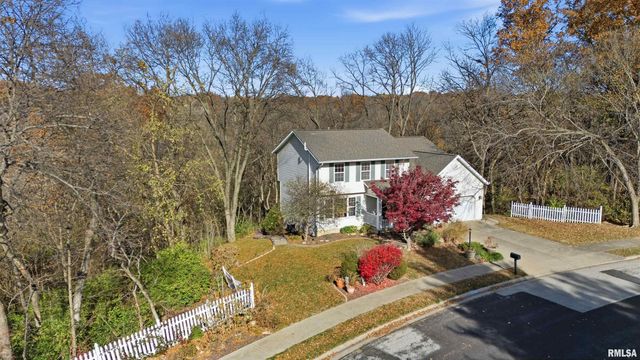 5945 W RIDGECREST Drive, Peoria, IL 61615