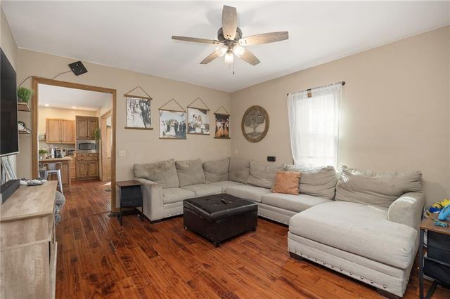 9133 SE 40th Road, St Joseph, MO 64507