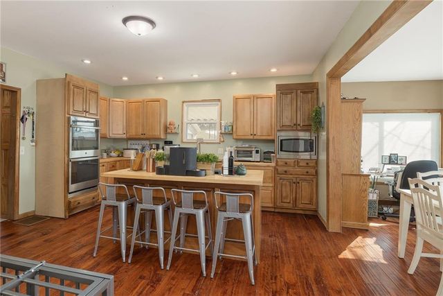 9133 SE 40th Road, St Joseph, MO 64507