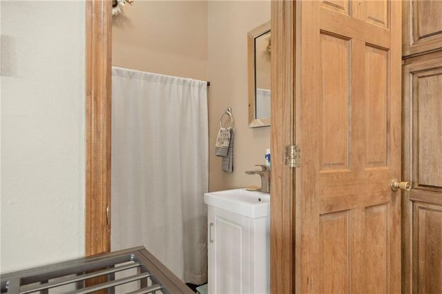 9133 SE 40th Road, St Joseph, MO 64507