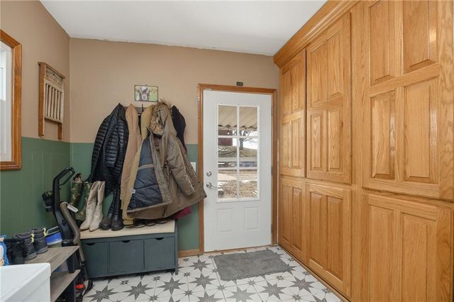 9133 SE 40th Road, St Joseph, MO 64507