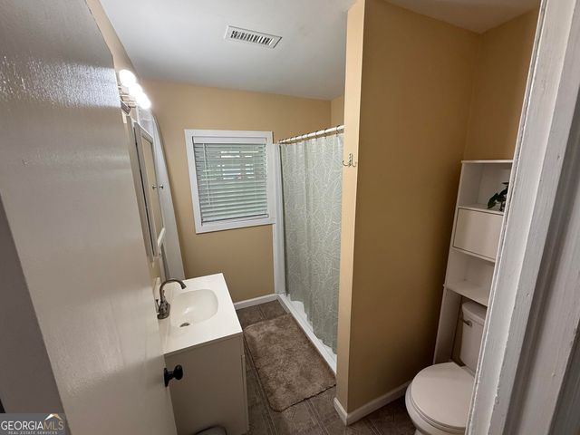 156 Lakeshore Drive, Braselton, GA 30517
