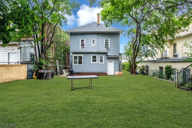 1025 Madison Ave, Paterson City, NJ 07501