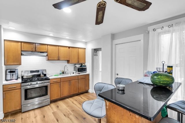 1025 Madison Ave, Paterson City, NJ 07501