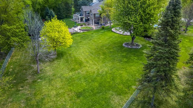 7052 Eagle Trail, Centerville, MN 55038
