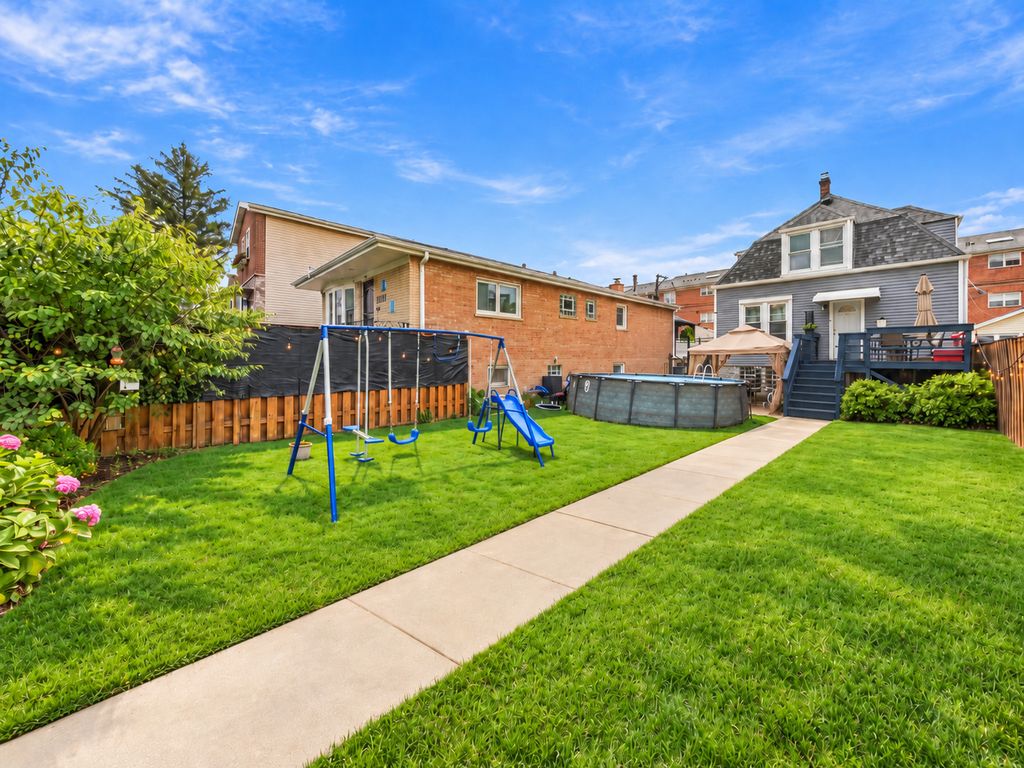 3252 N Neenah Avenue, Chicago, IL 60634 — photo 2