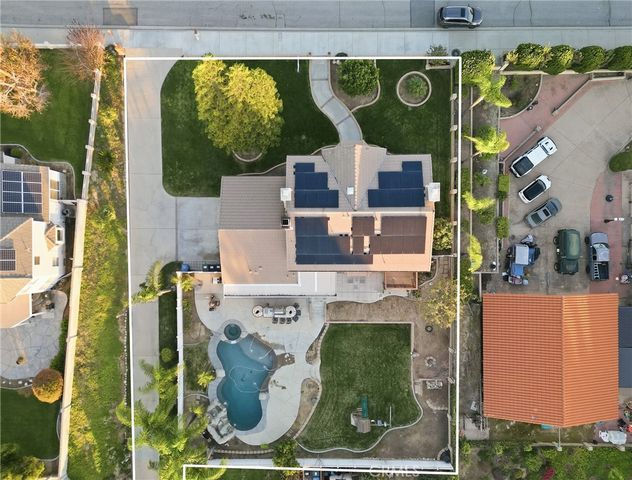 7464 Via Deldene, Highland, CA 92346