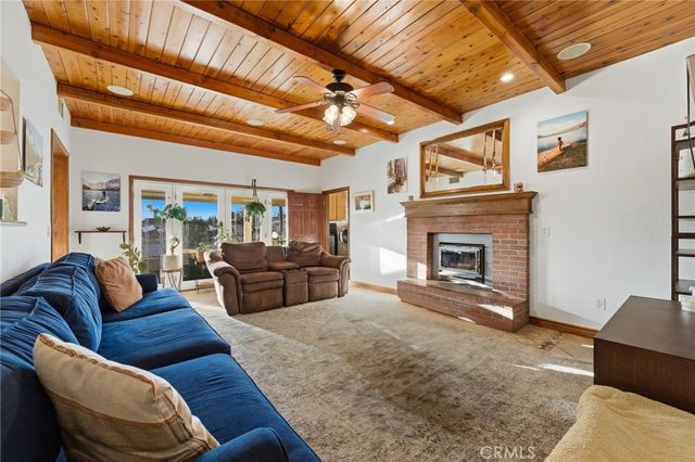 7464 Via Deldene, Highland, CA 92346