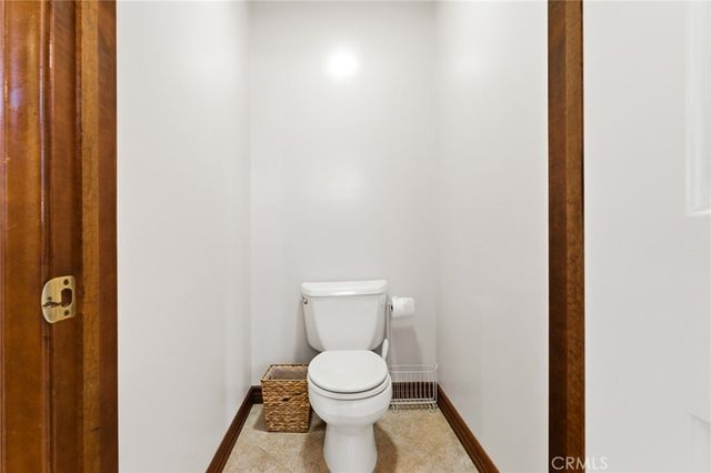 7464 Via Deldene, Highland, CA 92346