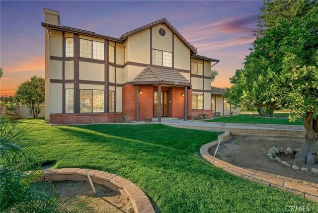 7464 Via Deldene, Highland, CA 92346
