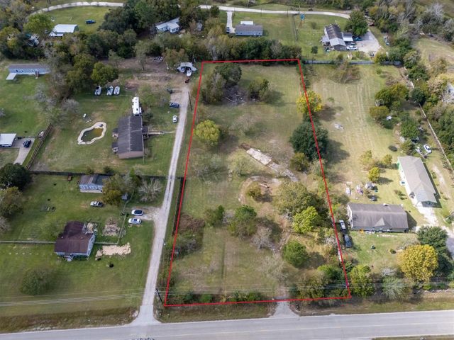 1543 Algoa Friendswood Road, Alvin, TX 77511