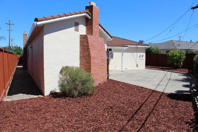 Ross Avenue, San Jose, CA 95124