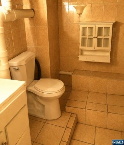 328 Liberty Avenue, Jersey City, NJ 07307
