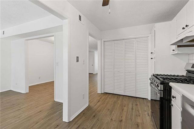 106 Cedar Ct Se, Marietta, GA 30067