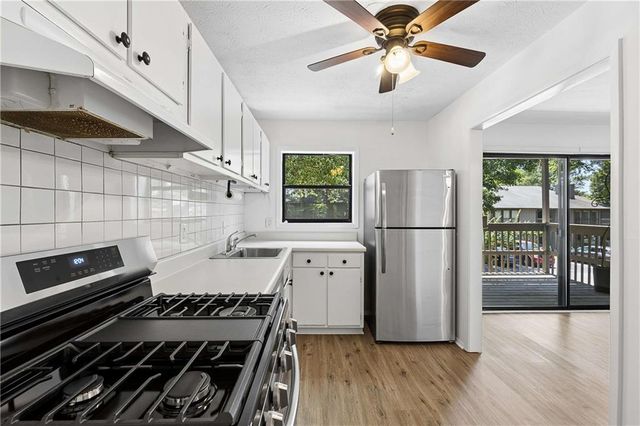 106 Cedar Ct Se, Marietta, GA 30067