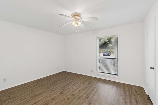 106 Cedar Ct Se, Marietta, GA 30067