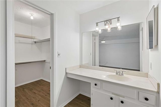 106 Cedar Ct Se, Marietta, GA 30067