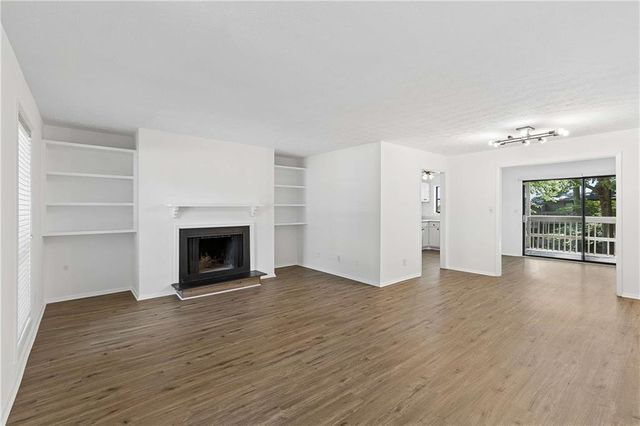 106 Cedar Ct Se, Marietta, GA 30067