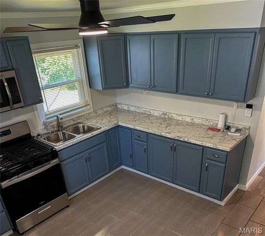 7207 Marge Avenue, Jennings, MO 63136