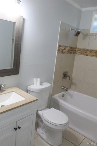 7207 Marge Avenue, Jennings, MO 63136