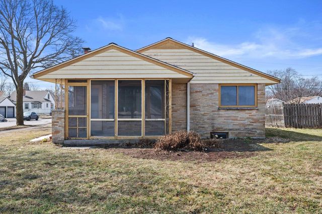 6500 W Glendale AVENUE, Milwaukee, WI 53218