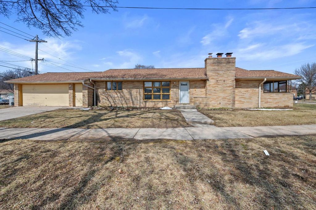 6500 W Glendale AVENUE, Milwaukee, WI 53218