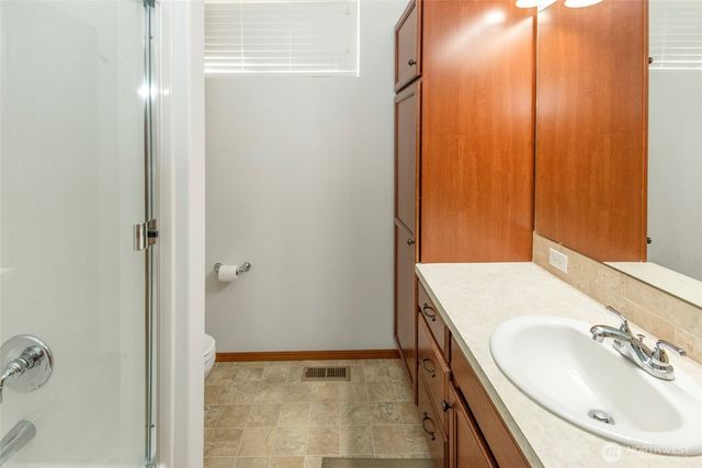 627 182nd Street E, Spanaway, WA 98387
