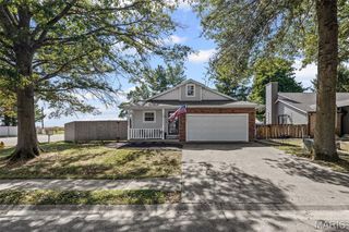 1425 Royal Oak Court, O'fallon, IL 62269
