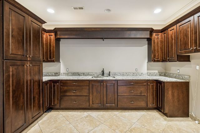 5140 Highway 52, W, Lafayette, TN 37083