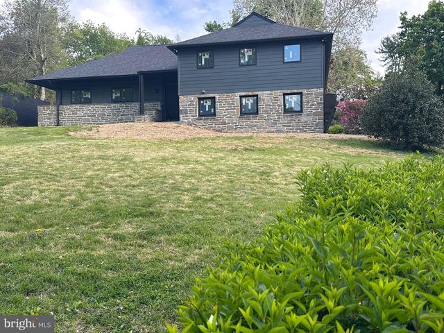 713 WOODFIELD RD, Villanova, PA 19085