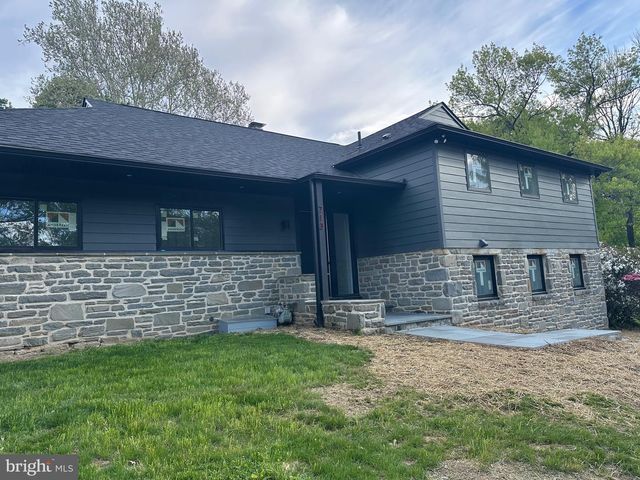 713 WOODFIELD RD, Villanova, PA 19085