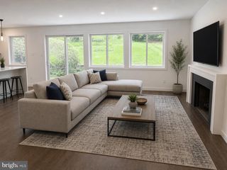 713 WOODFIELD RD, Villanova, PA 19085