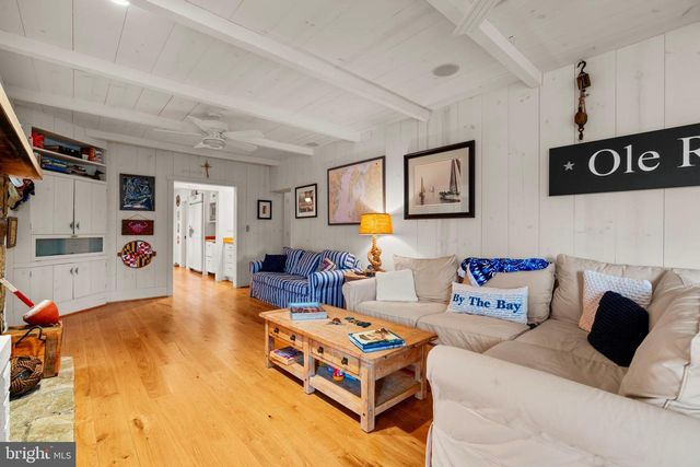 3728 BAY DR, Edgewater, MD 21037