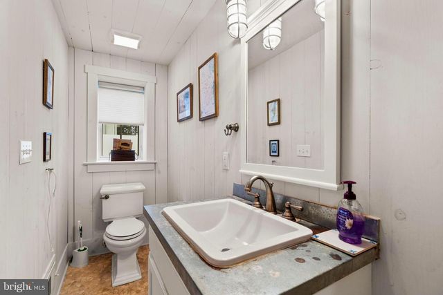 3728 BAY DR, Edgewater, MD 21037