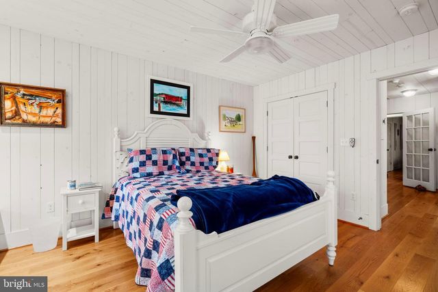 3728 BAY DR, Edgewater, MD 21037