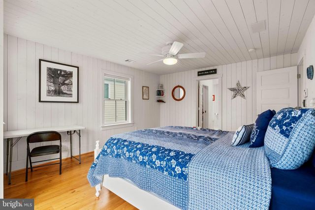 3728 BAY DR, Edgewater, MD 21037