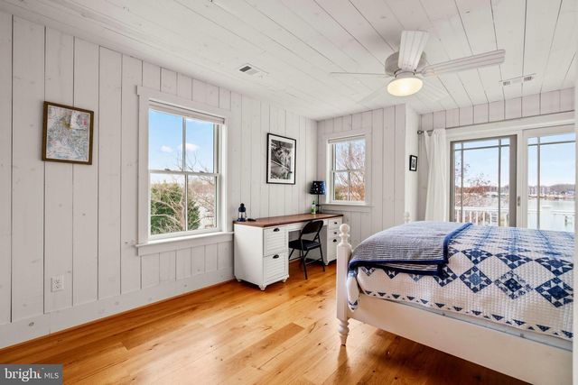 3728 BAY DR, Edgewater, MD 21037