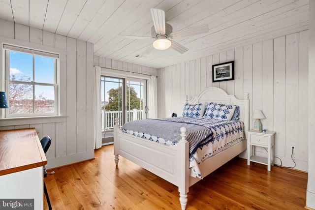 3728 BAY DR, Edgewater, MD 21037