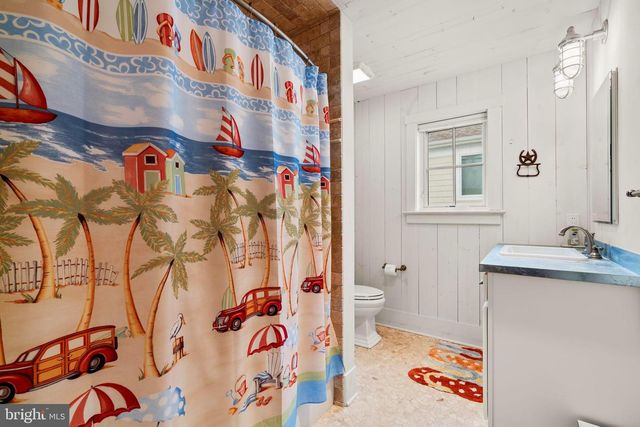 3728 BAY DR, Edgewater, MD 21037