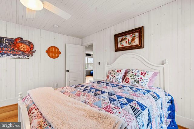 3728 BAY DR, Edgewater, MD 21037