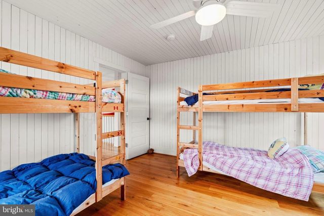 3728 BAY DR, Edgewater, MD 21037