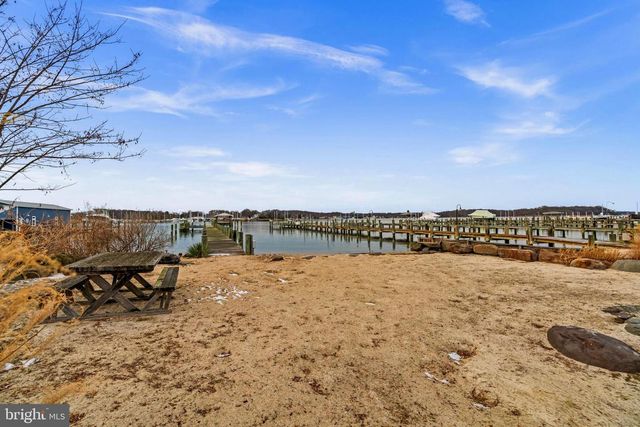 3728 BAY DR, Edgewater, MD 21037